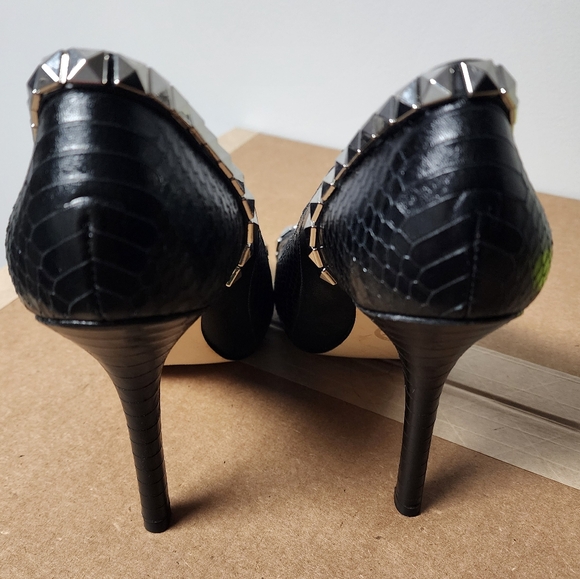 Michael Kors Black Snake Print Heels - Picture 6 of 7